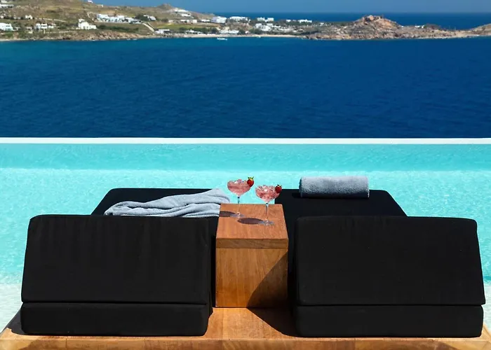 Phenomenal Mykonos Julietta 5 Bedrooms Private Jacuzzi 别墅 普沙罗