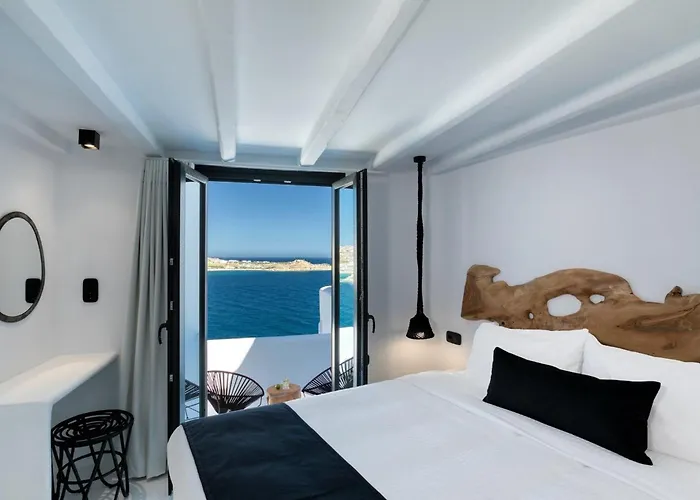 Phenomenal Mykonos Julietta 5 Bedrooms Private Jacuzzi 别墅