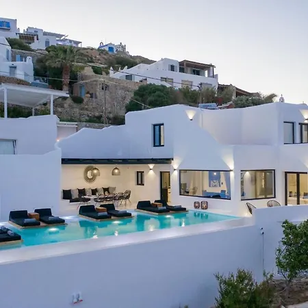 Phenomenal Mykonos Julietta 5 Bedrooms Private Jacuzzi Vila *