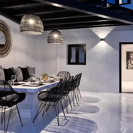 Phenomenal Mykonos Julietta 5 Bedrooms Private Jacuzzi Vila