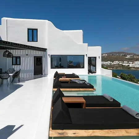 Phenomenal Mykonos Julietta 5 Bedrooms Private Jacuzzi Vila