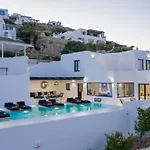 Phenomenal Mykonos Julietta 5 Bedrooms Private Jacuzzi 빌라 *