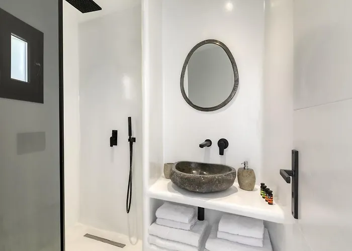 Phenomenal Mykonos Julietta 5 Bedrooms Private Jacuzzi *