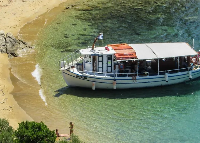 Phenomenal Mykonos Julietta 5 Bedrooms Private Jacuzzi Villa Psarou (Mykonos)