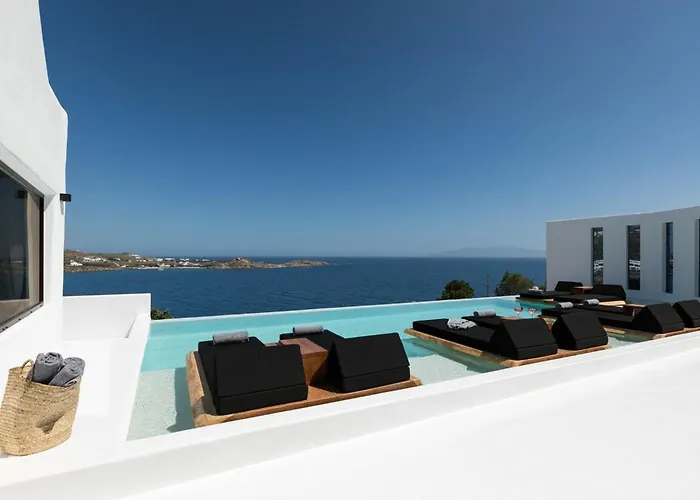 Phenomenal Mykonos Julietta 5 Bedrooms Private Jacuzzi Villa Psarou (Mykonos)